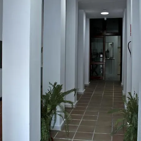 Joy Bed & Breakfast 2*