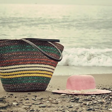 Oda ve Kahvaltı Joy 2*