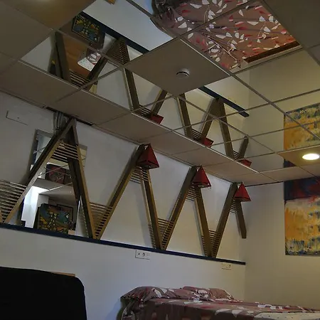 Oda ve Kahvaltı Joy 2*