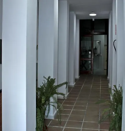 Joy Bed & Breakfast 2*