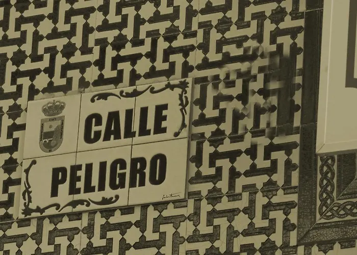 Joy Bed & Breakfast 2*