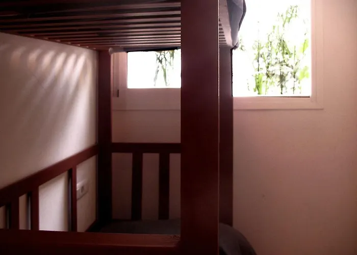 Bed & Breakfast Joy 2*