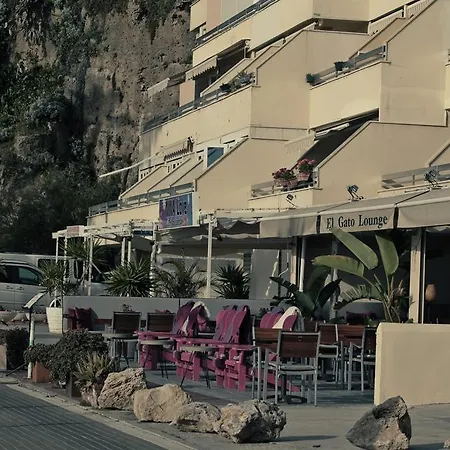 לינה וארוחת בוקר Joy