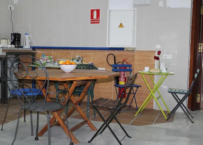 Alojamento de Acomodação e Pequeno-almoço Joy Torremolinos