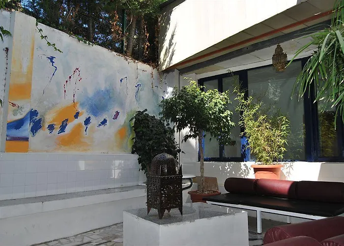 Joy לינה וארוחת בוקר